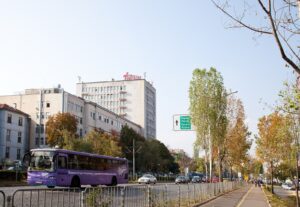 Болница „Пирогов“ в София, 3 октомври 2012 г. Архивен външен кадър; не показва инцидента или детето.