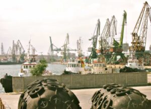 Пристанище Варна-изток, архивен изглед; не е дипломатическата визита