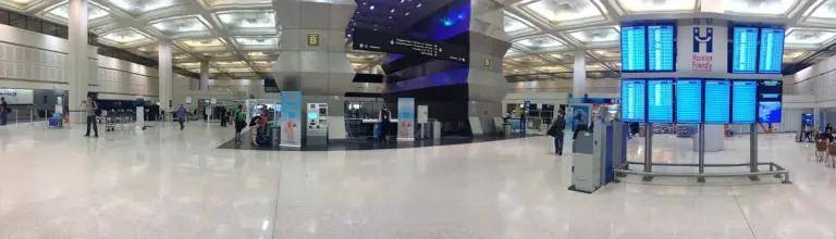 Терминал B на IAH в Хюстън, 5 юли 2014 г.; не е новият комплекс от 2026 г.